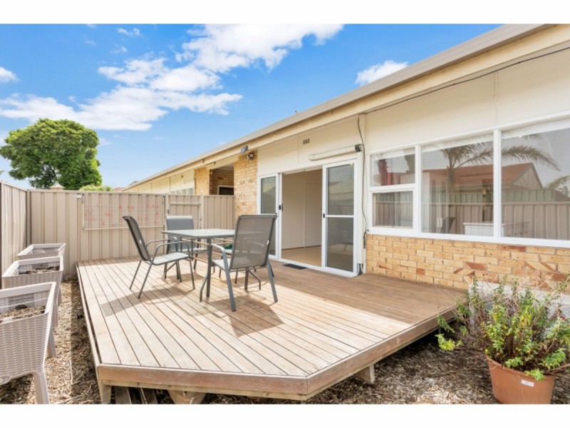 2/19 Military Road, West Beach SA 5024