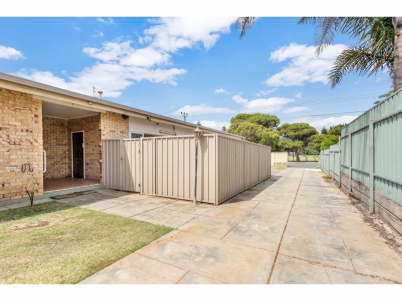 2/19 Military Road, West Beach SA 5024