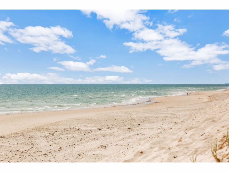 2/19 Military Road, West Beach SA 5024