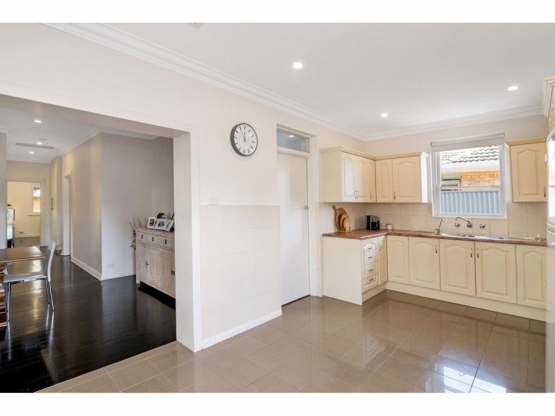 8 Thrower Avenue, Felixstow SA 5070