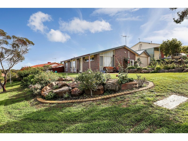 8 Streeton Avenue, Hope Valley SA 5090