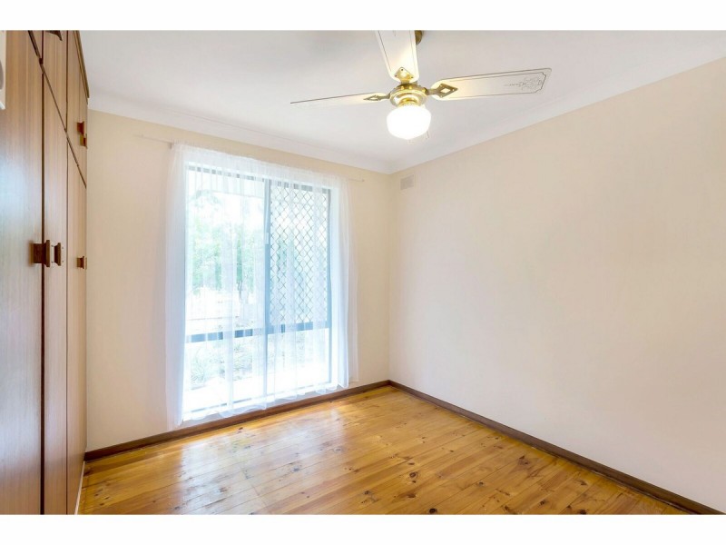 20 Sturt Road, Valley View SA 5093