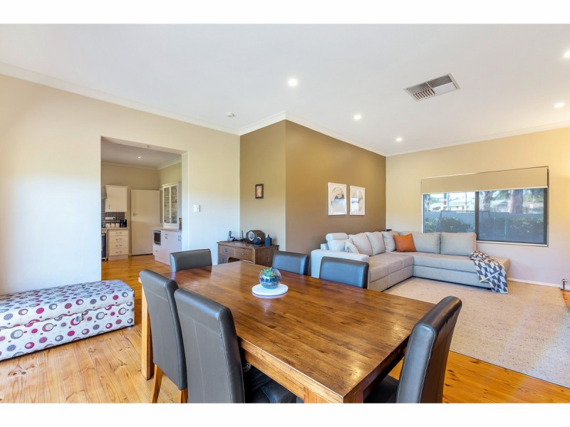 35 Montacute Road, Campbelltown SA 5074