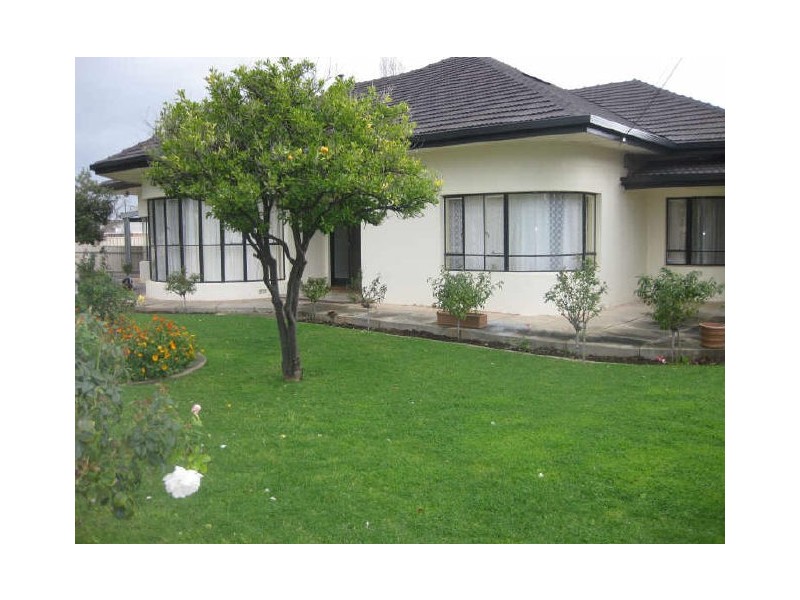 29 ROWLAND ROAD, Magill SA 5072