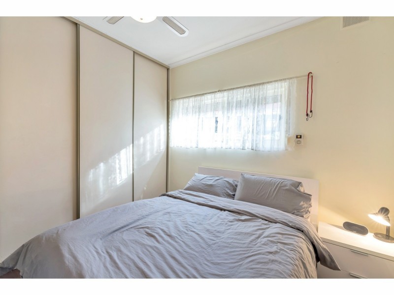 1 Stoneybrook Drive, Paradise SA 5075