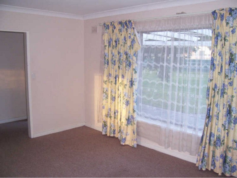 803 North East Road, Valley View SA 5093