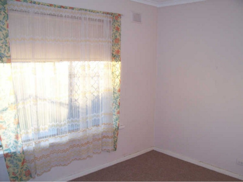 803 North East Road, Valley View SA 5093