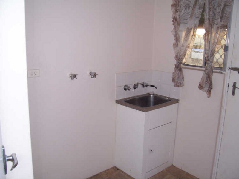 803 North East Road, Valley View SA 5093