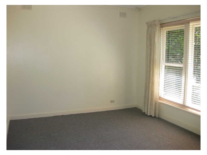 16 EMERY ROAD, Campbelltown SA 5074