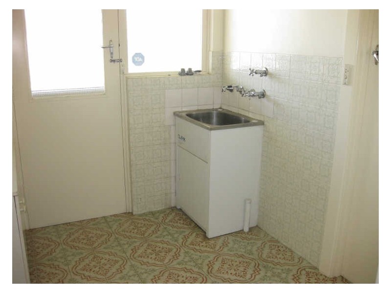 16 EMERY ROAD, Campbelltown SA 5074