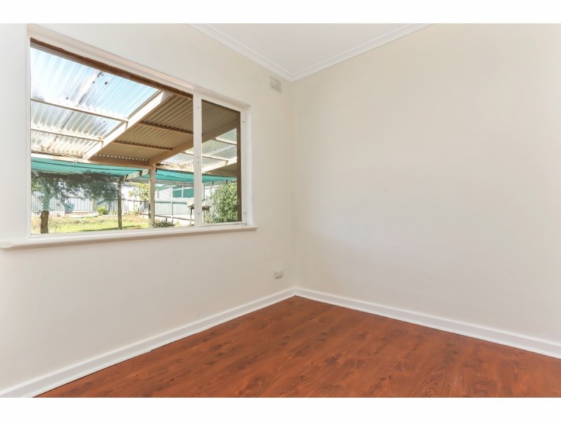 6 Valda Road, Para Hills SA 5096