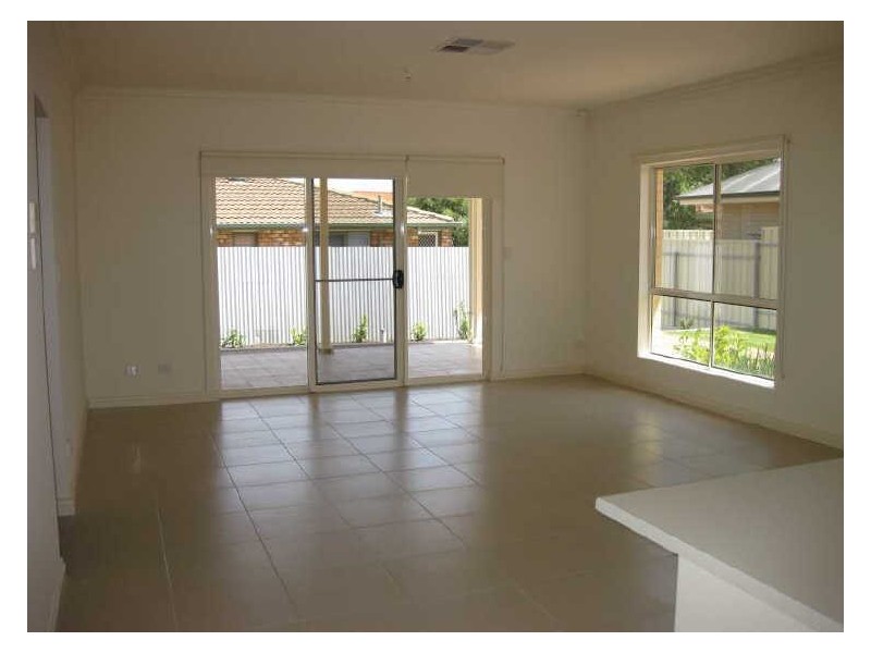 6 SILKES ROAD, Paradise SA 5075