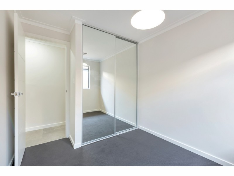32B Elliott Avenue, Holden Hill SA 5088