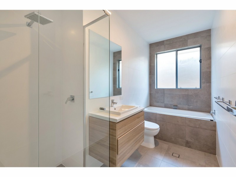 32B Elliott Avenue, Holden Hill SA 5088