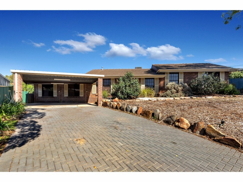 17 Haddington Court, Valley View SA 5093