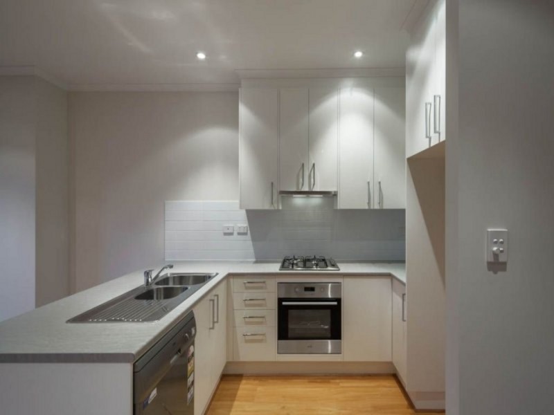 14 Domain Street, Moana SA 5169