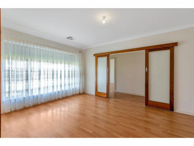 57 Cresdee Road, Campbelltown SA 5074