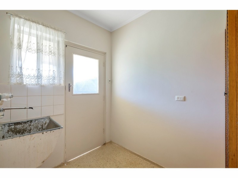 57 Cresdee Road, Campbelltown SA 5074
