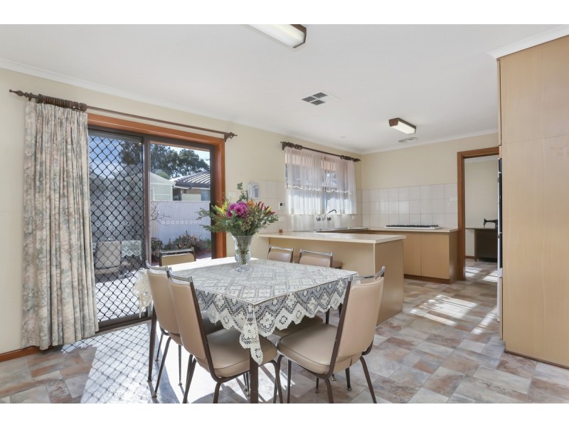 5 Monaro Crescent, Newton SA 5074