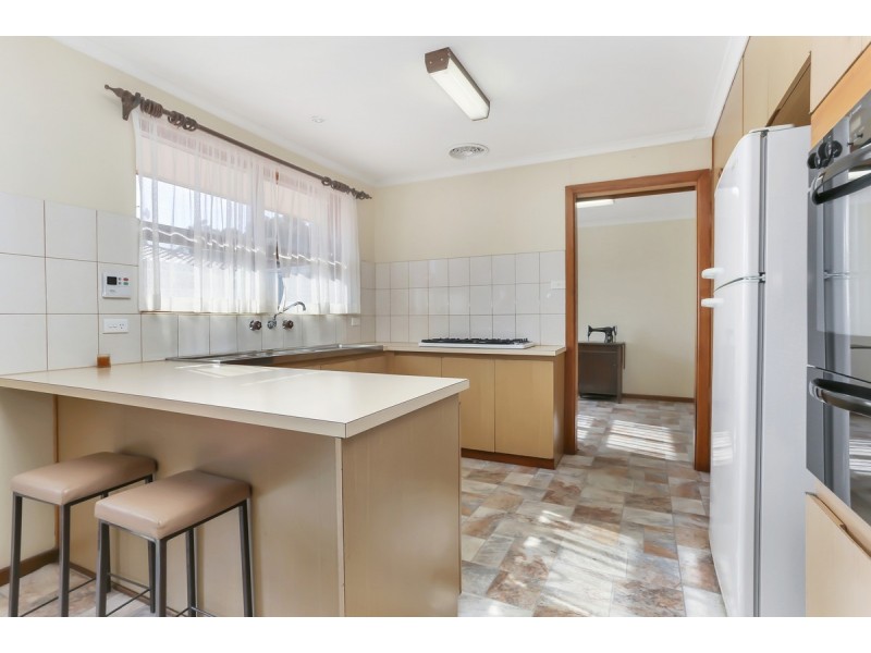 5 Monaro Crescent, Newton SA 5074