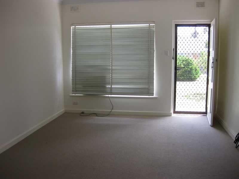 2/1 Denmead Avenue, Campbelltown SA 5074