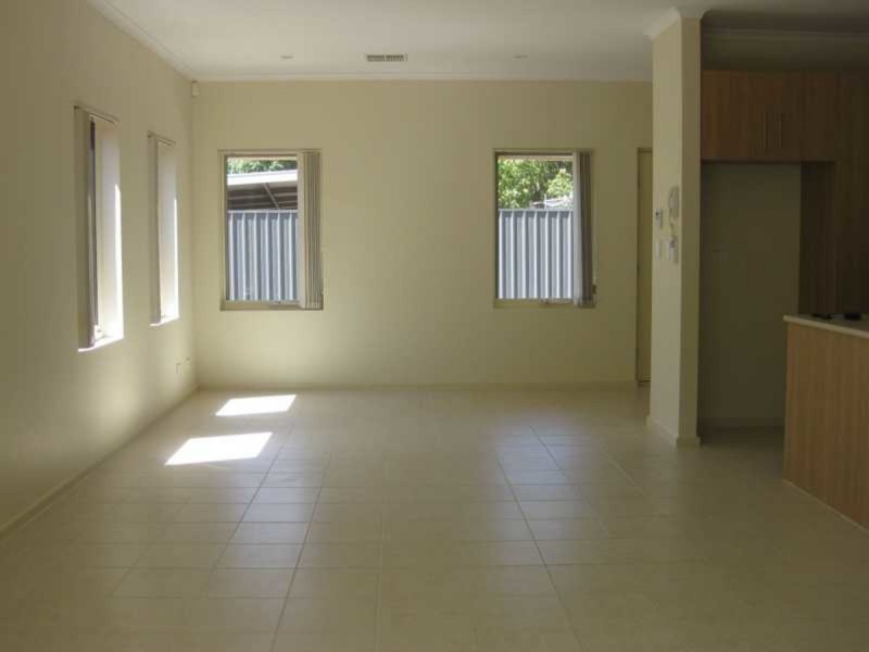 4/107 Commercial Road, Salisbury SA 5108