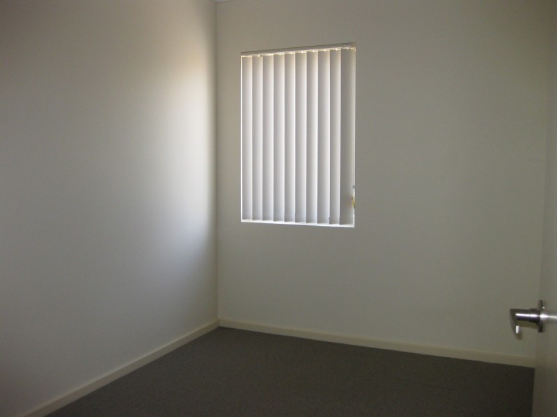 4/107 Commercial Road, Salisbury SA 5108