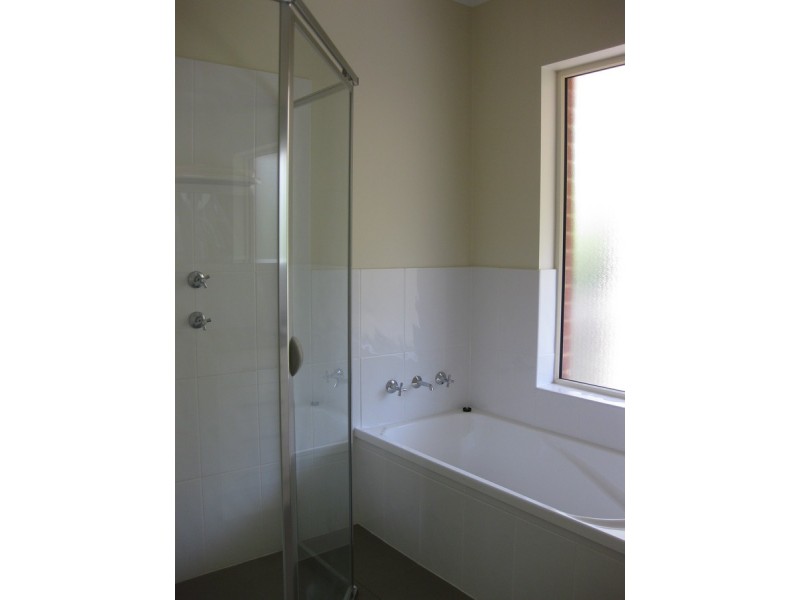 4/107 Commercial Road, Salisbury SA 5108