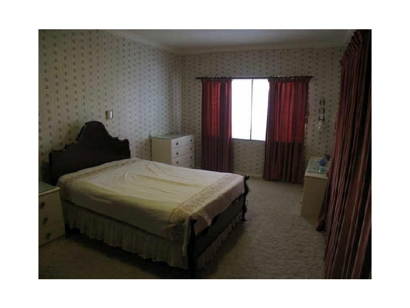 16 ACACIA AVENUE, Campbelltown SA 5074