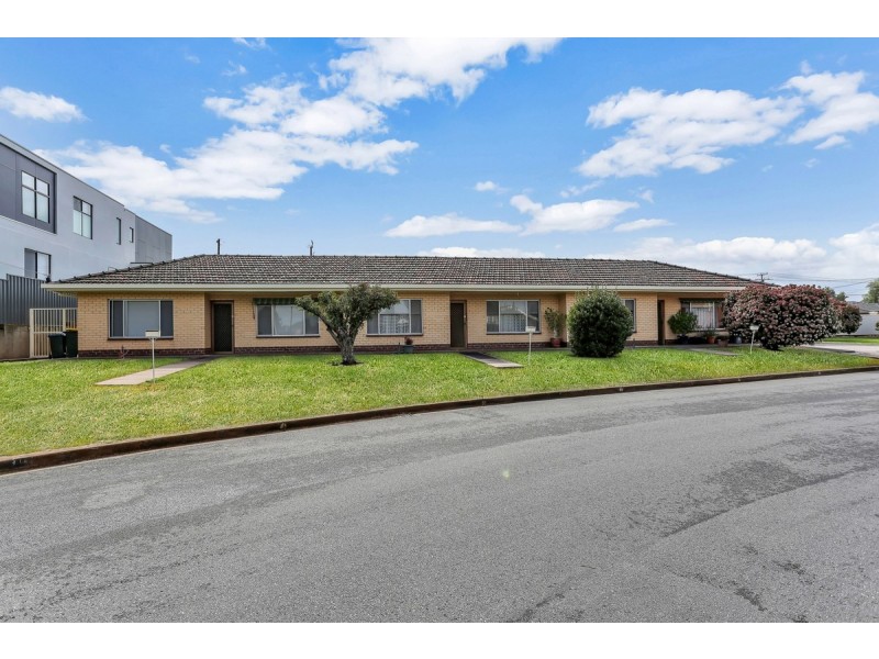 3 Moore Crescent, Campbelltown SA 5074