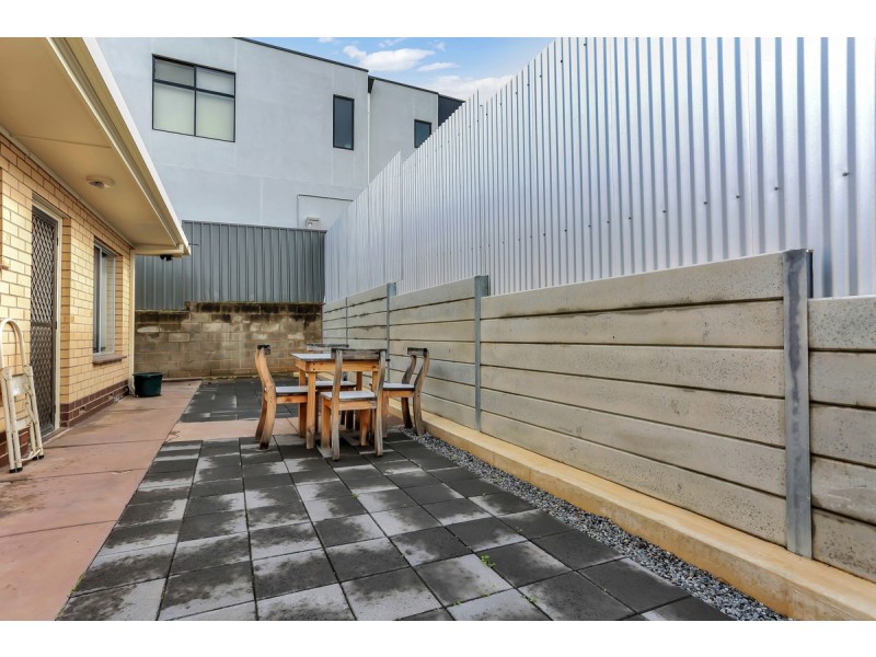 3 Moore Crescent, Campbelltown SA 5074