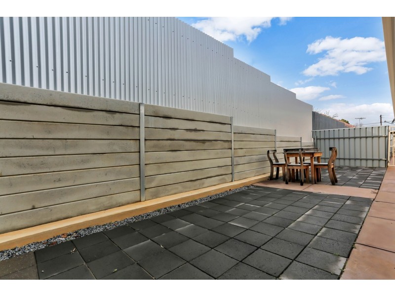 3 Moore Crescent, Campbelltown SA 5074