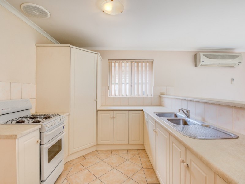 8 Shropshire Avenue, Hillcrest SA 5086