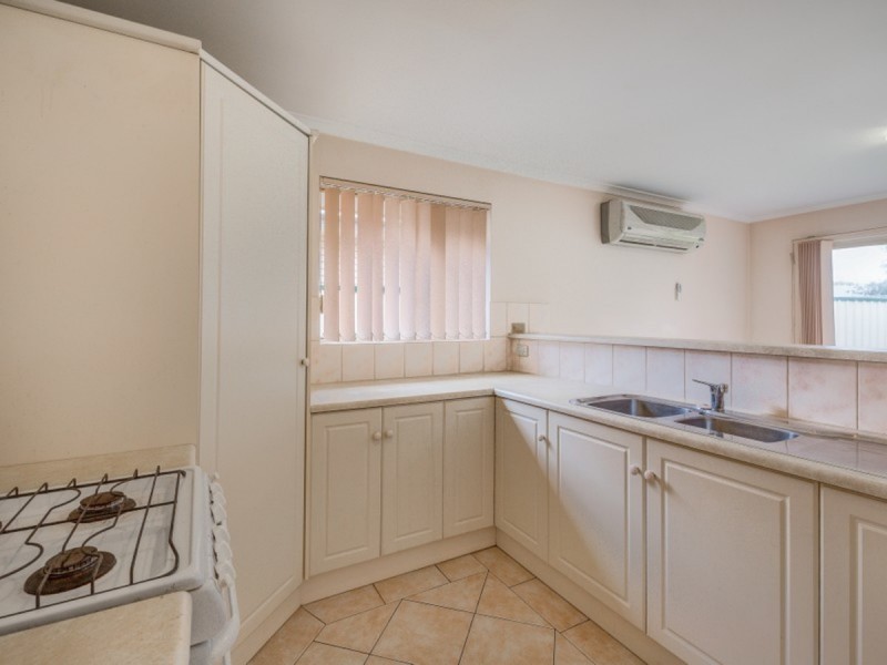 8 Shropshire Avenue, Hillcrest SA 5086