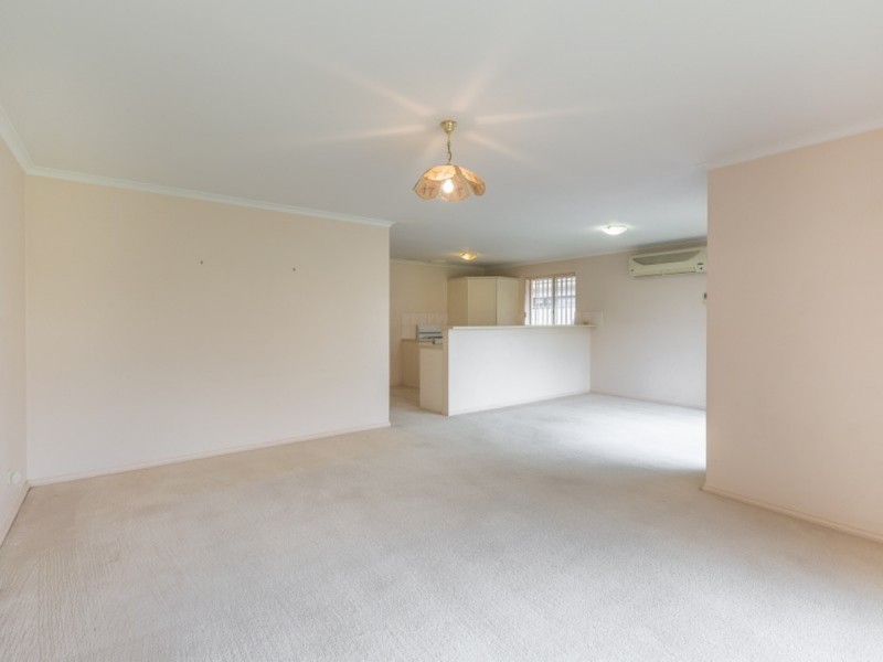 8 Shropshire Avenue, Hillcrest SA 5086