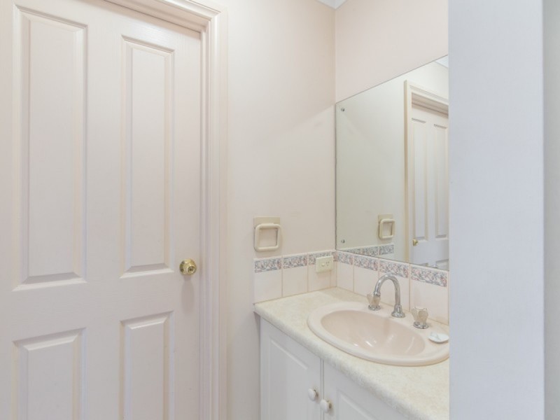 8 Shropshire Avenue, Hillcrest SA 5086