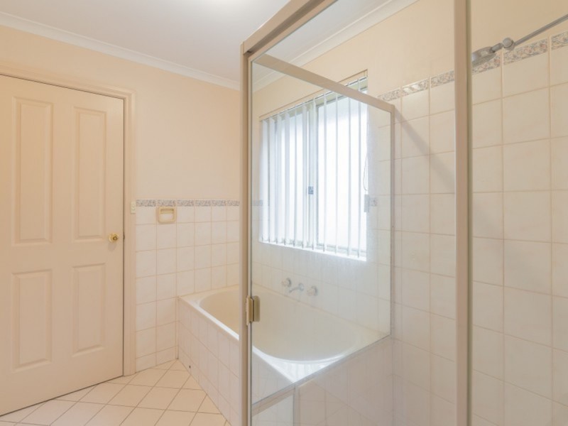 8 Shropshire Avenue, Hillcrest SA 5086