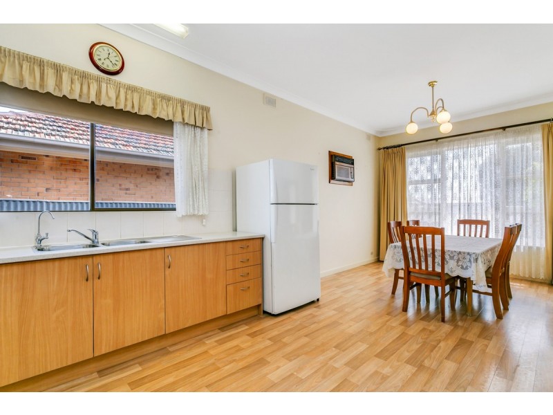 16 Cresdee Road, Campbelltown SA 5074