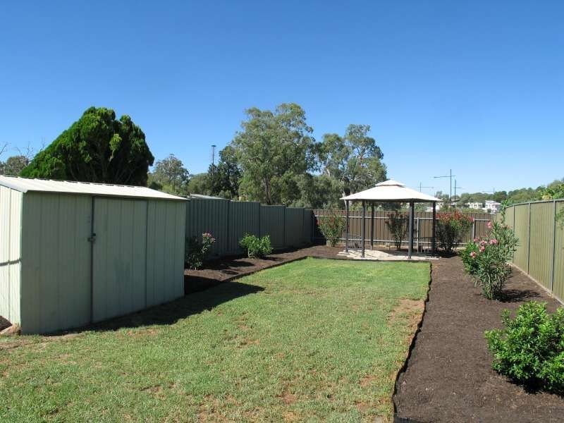 10B KAREDA DRIVE, Campbelltown SA 5074