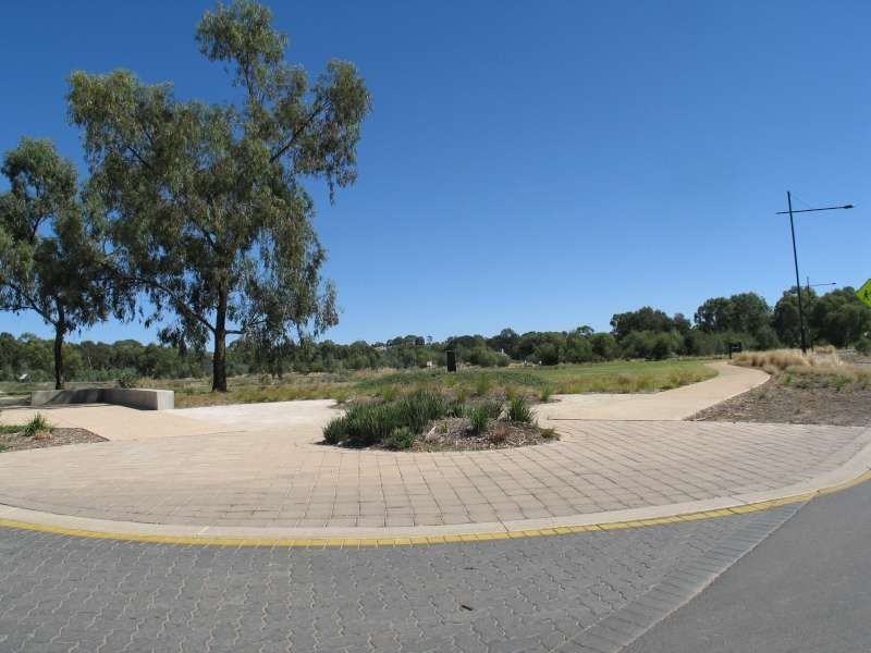 10B KAREDA DRIVE, Campbelltown SA 5074