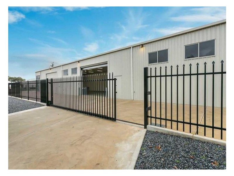 24 Goldsborough Street, Cavan SA 5094