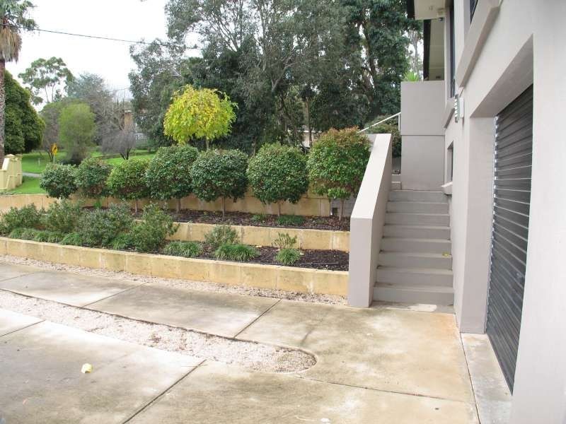 25 TAY ROAD, Woodforde SA 5072