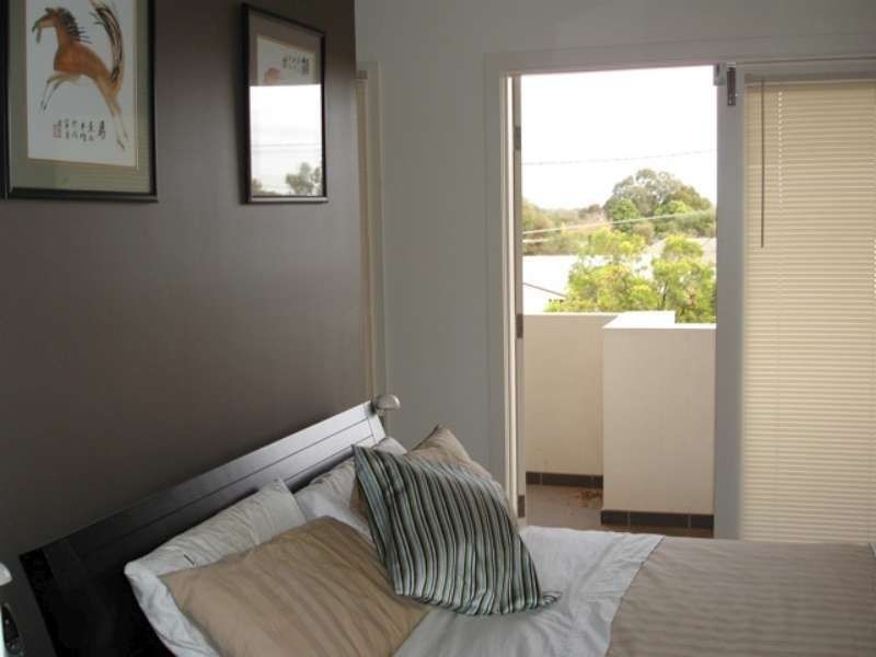 11B LESLIE AVENUE, Campbelltown SA 5074