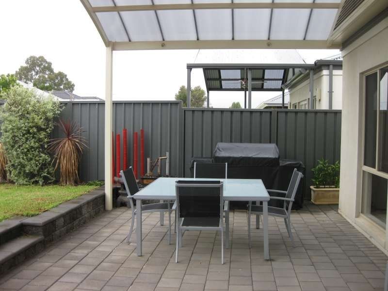 11B LESLIE AVENUE, Campbelltown SA 5074