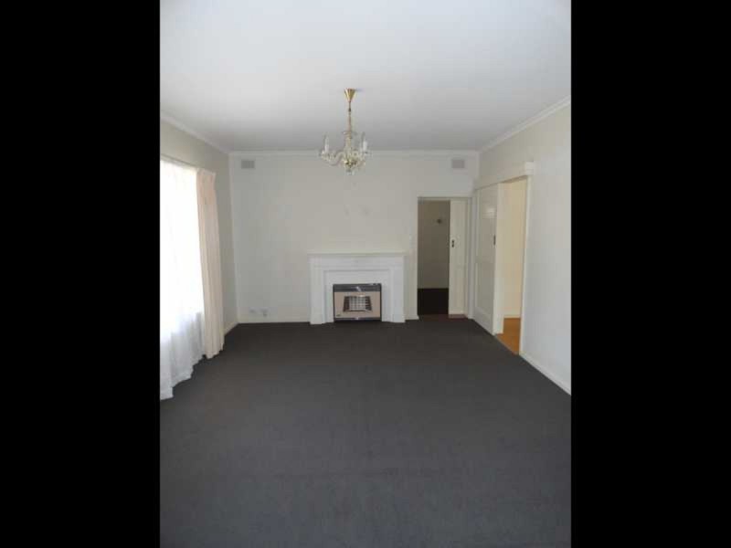 33 Rita Avenue, Rostrevor SA 5073