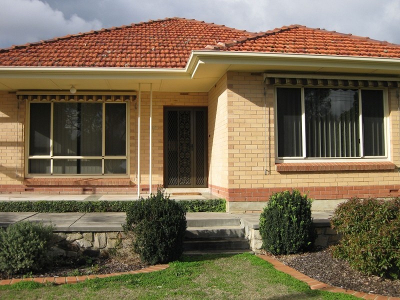 13 TREEFERN AVENUE, Rostrevor SA 5073