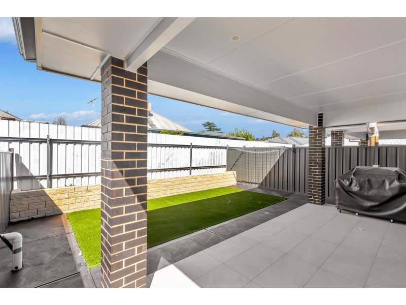 6A Orchid Court, Paradise SA 5075