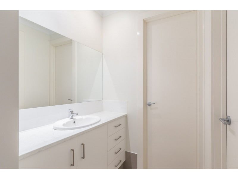 2B Leslie Avenue, Campbelltown SA 5074