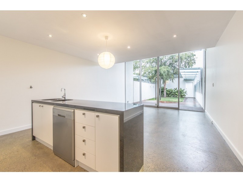 1/9 West Street, Hindmarsh SA 5007