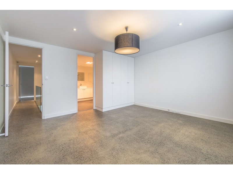 1/9 West Street, Hindmarsh SA 5007